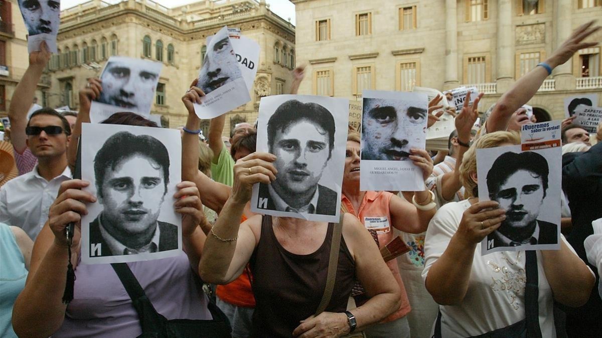 Un homenaje, del 2006 en Barcelona, al concejal del PP de Ermua asesinado por ETA Miguel Ángel Blanco. /-ELISENDA PONS