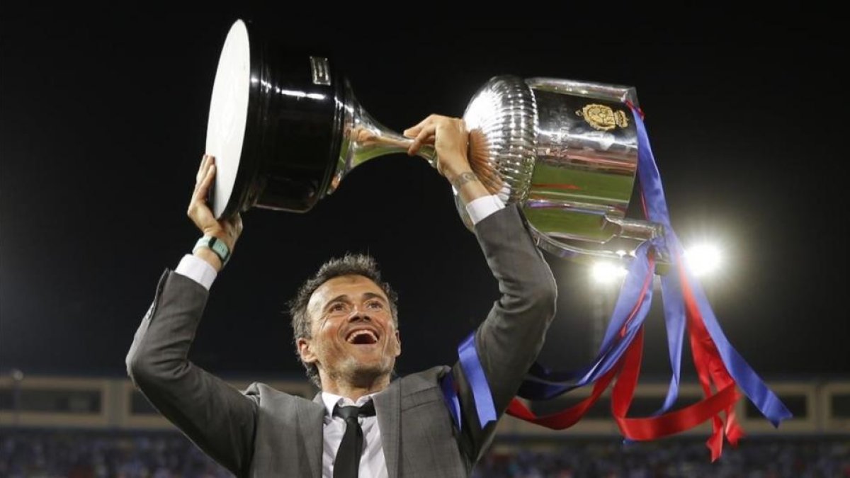 Luis Enrique suena como técnico del Chelsea para la próxima temporada.-AP / DANIEL OCHOA DE OLZA