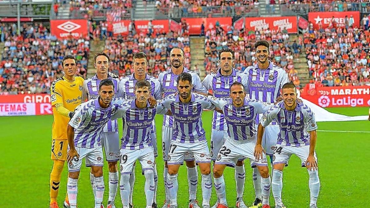El ‘once’ del Real Valladolid en su regreso a Primera con once jugadores del pasado año.-PHOTO-DEPORTE