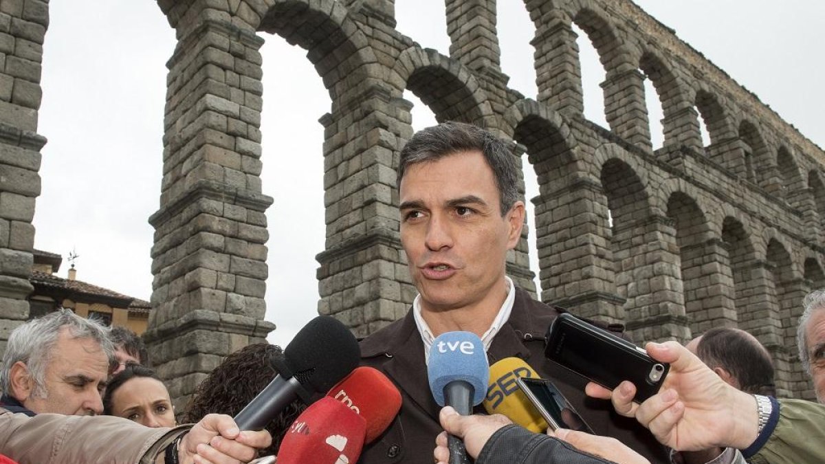 Pedro Sánchez lamenta el fallecimiento de Tomás Rodríguez Bolaños-ICAL
