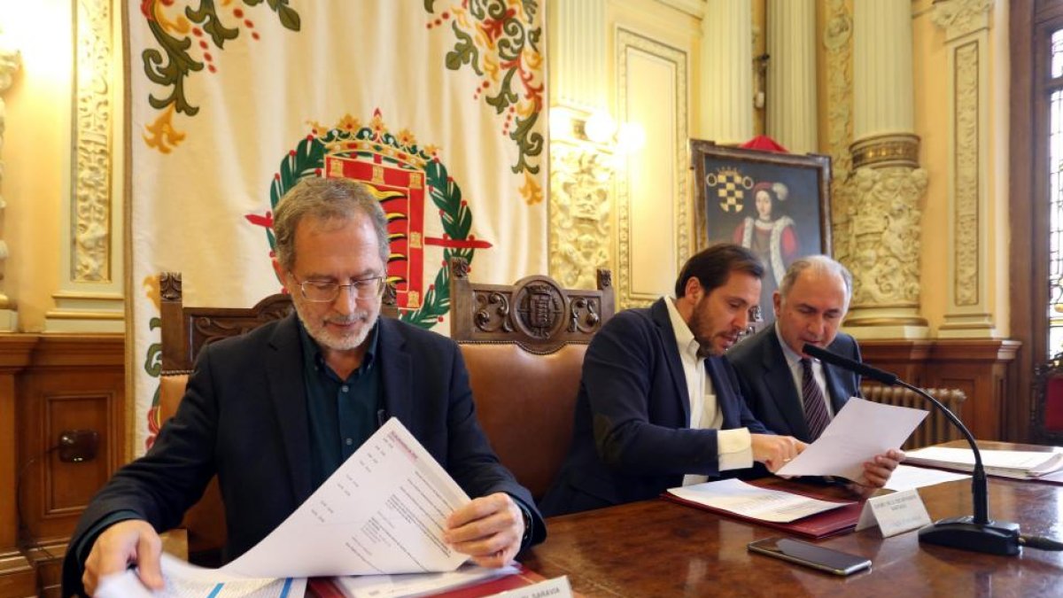 Manuel Saravia, Óscar Puente y Antonio Gato.-ICAL