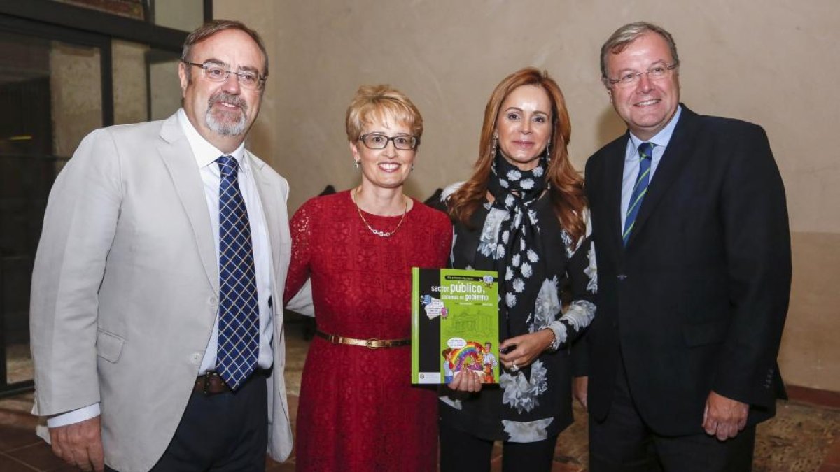 Presentación del libro ‘Mis primeras elecciones: sector público y sistemas de gobierno’.-ICAL