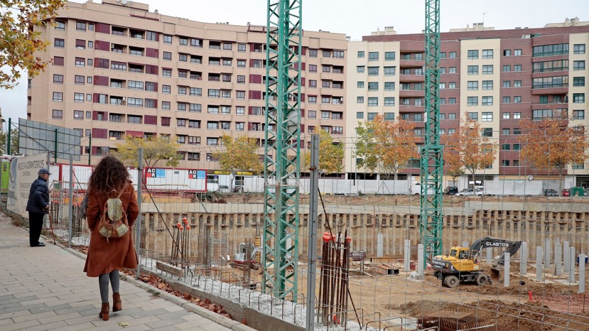 Viviendas en construcción en Valladolid.- E. M.