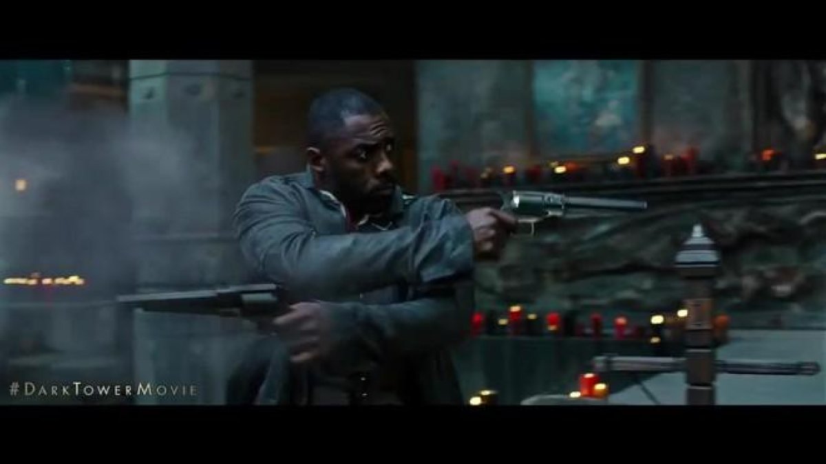 Tráiler oficial de la película 'La torre oscura'.-