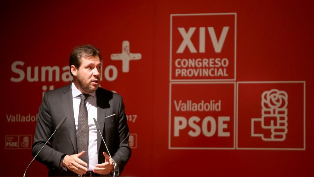 Óscar Puente durante el último congreso del partido de Valladolid.-ICAL