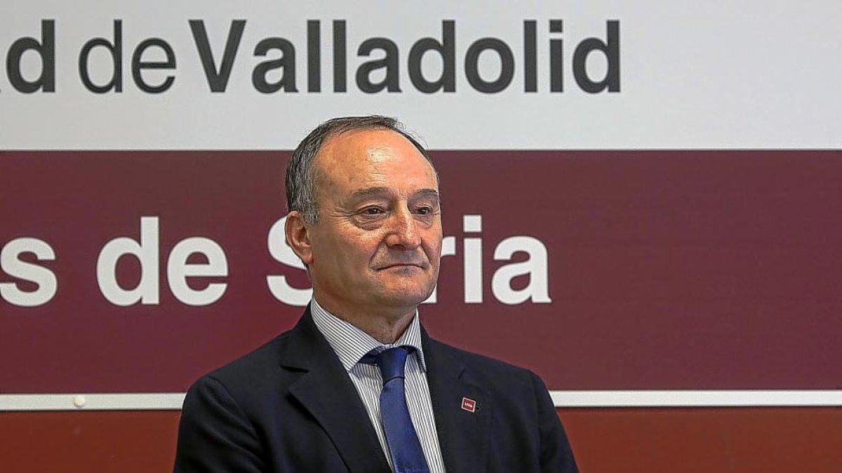 El rector de la Universidad de Valladolid, Daniel Miguel San José, en una imagen de archivo.-ICAL