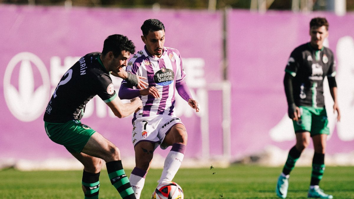 Salazar recibe la entrada de Jorrín. / I. SOLA / RV
