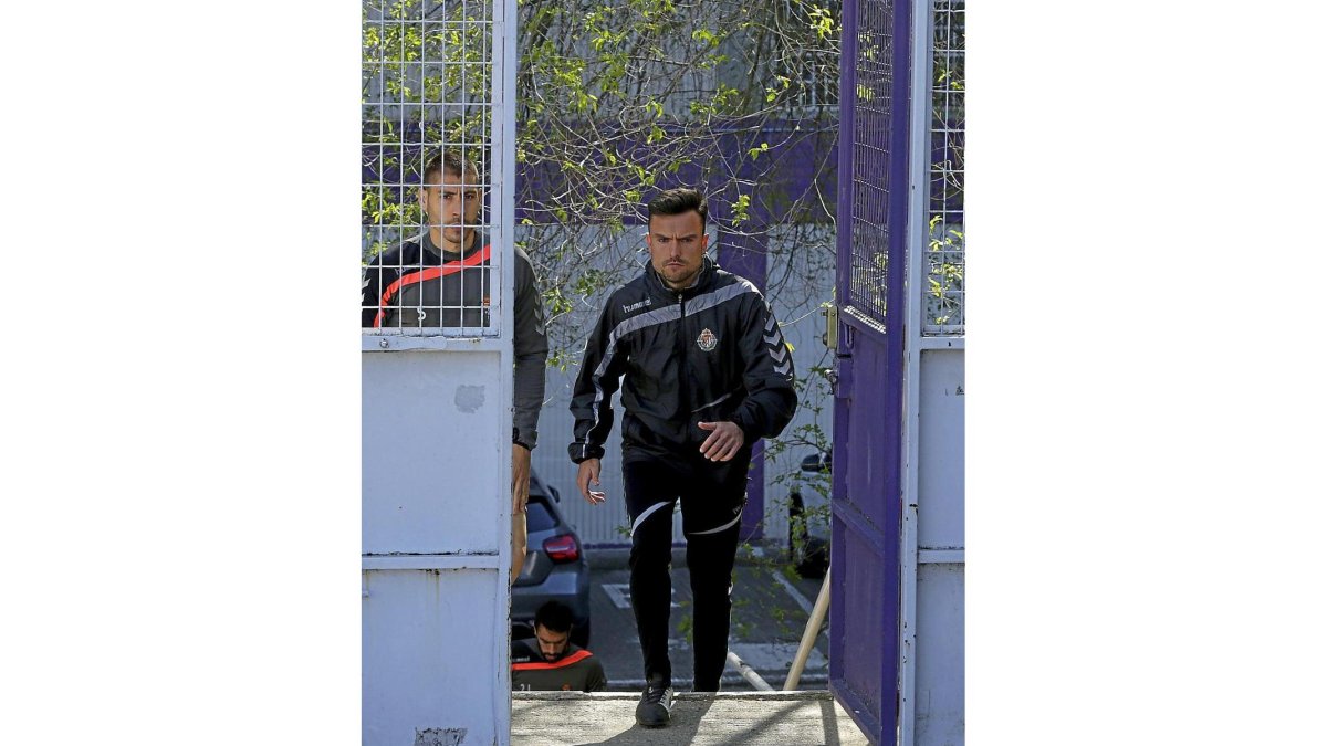 Rubén Albés entra en los Anexos.-BALCAZA