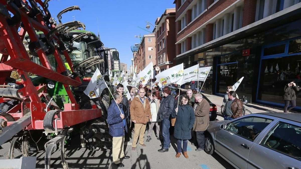 La Alianza sacó sus máquinas a la calle en Burgos a finales de enero para mostrar su rechazo a las multas.-RAÚL G. OCHOA