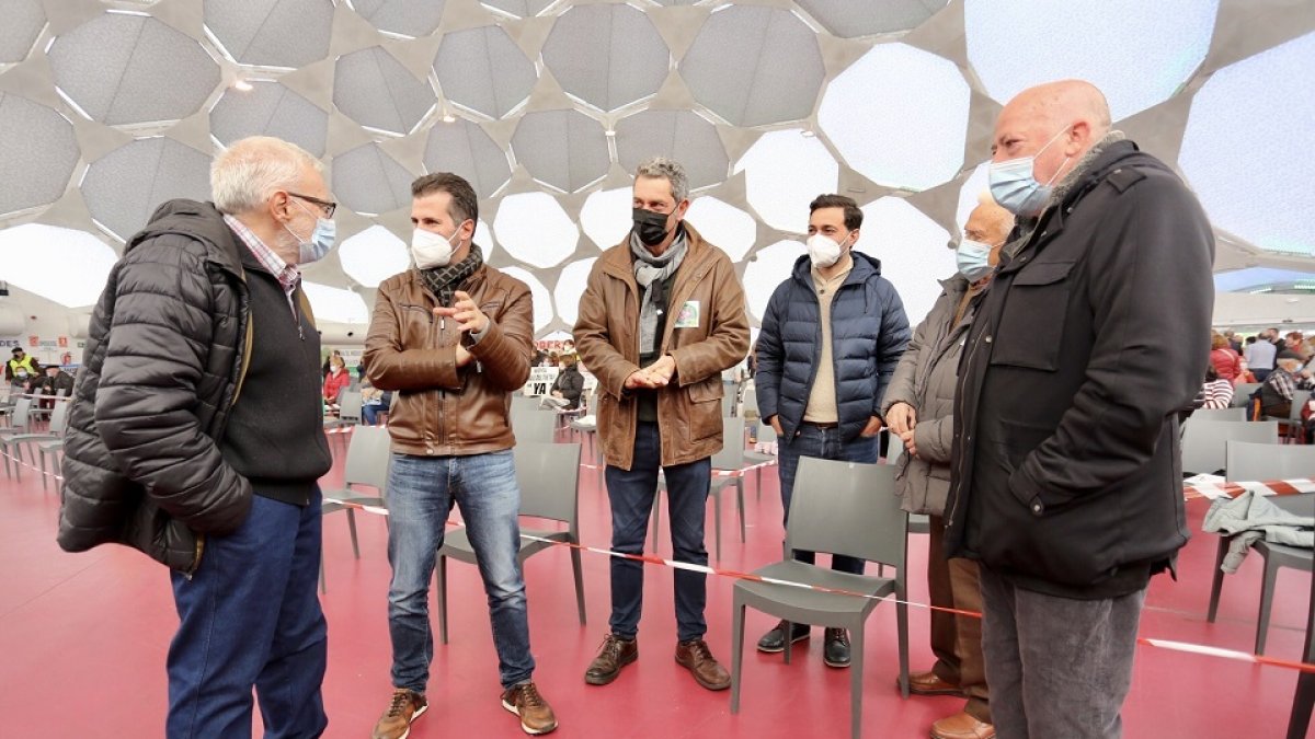 La Coordinadora de Plataformas por la Sanidad Pública de Castilla y León convoca la primera Asamblea Social, en la Cúpula del Milenio en Valladolid. Asiste el secretario general del PSCyL, Luis Tudanca, entre otros. - ICAL