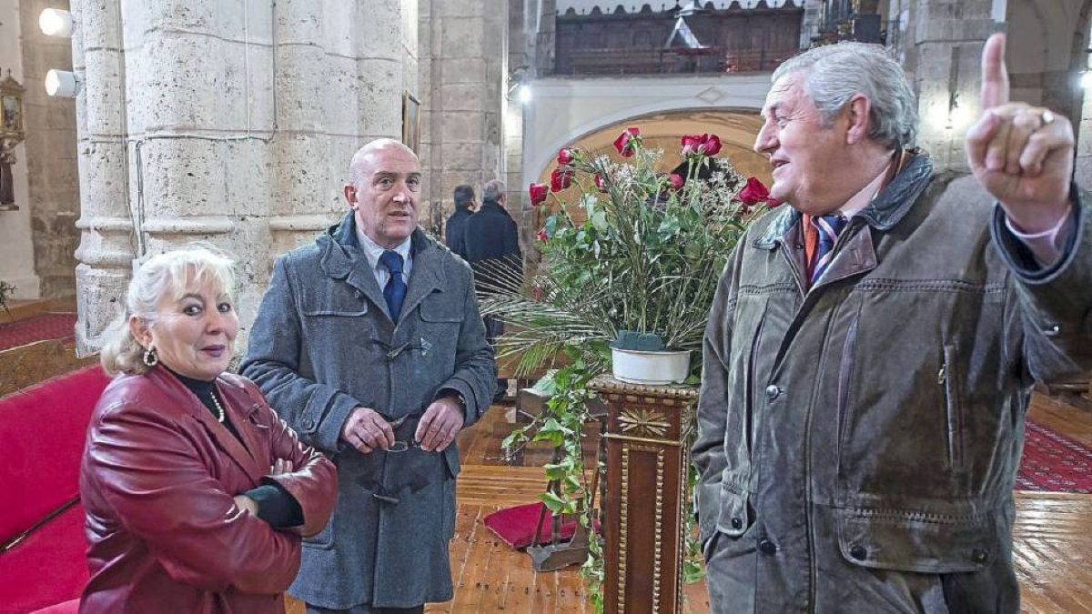 Nieves Díez en una imagen de archivo con Jesús Julio Carnero-Miguel Ángel Santos