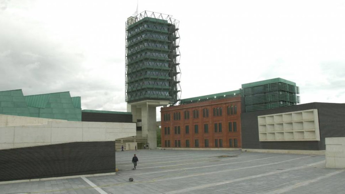 Vista general del Museo de la Ciencia de Valladolid-J.M.Lostau