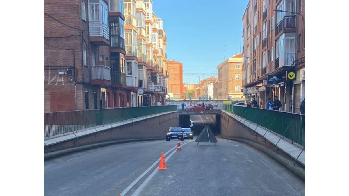 Túnel de Vadillos, en Valladolid, parcialmente reabierto al tráfico. -E. PRESS