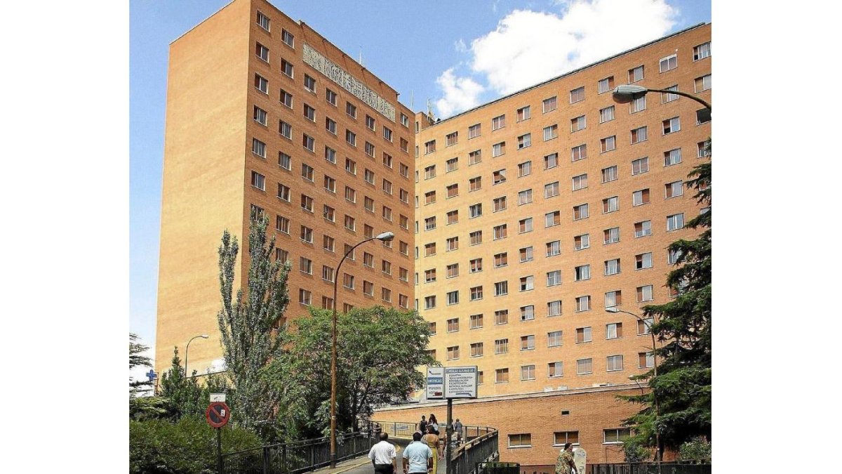 Imagen del Hospital Clínico Universitario de Valladolid-J.M. LOSTAU