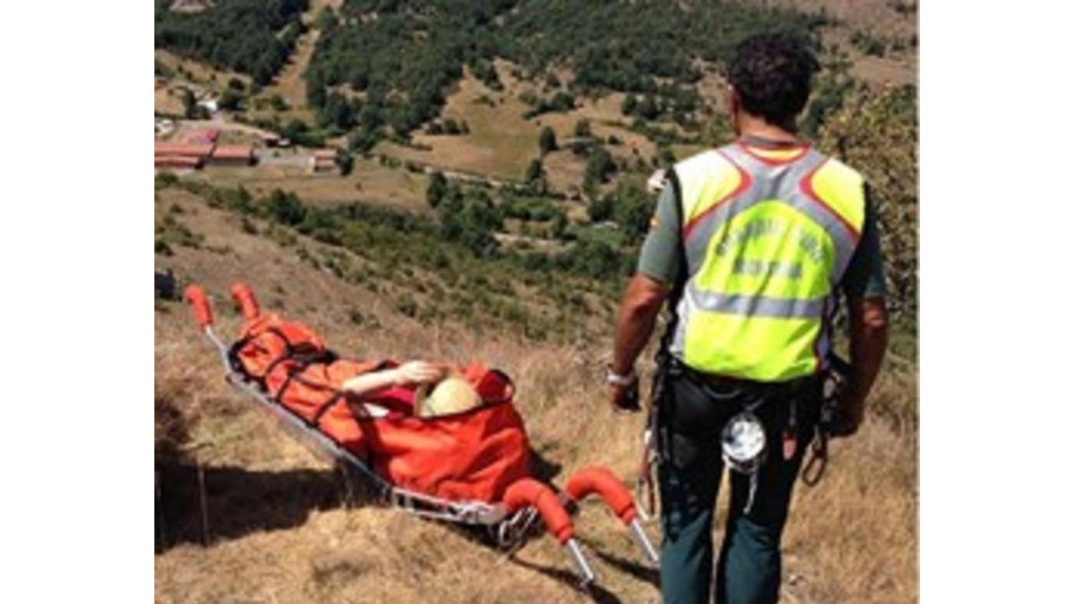 -GUARDIA CIVIL
