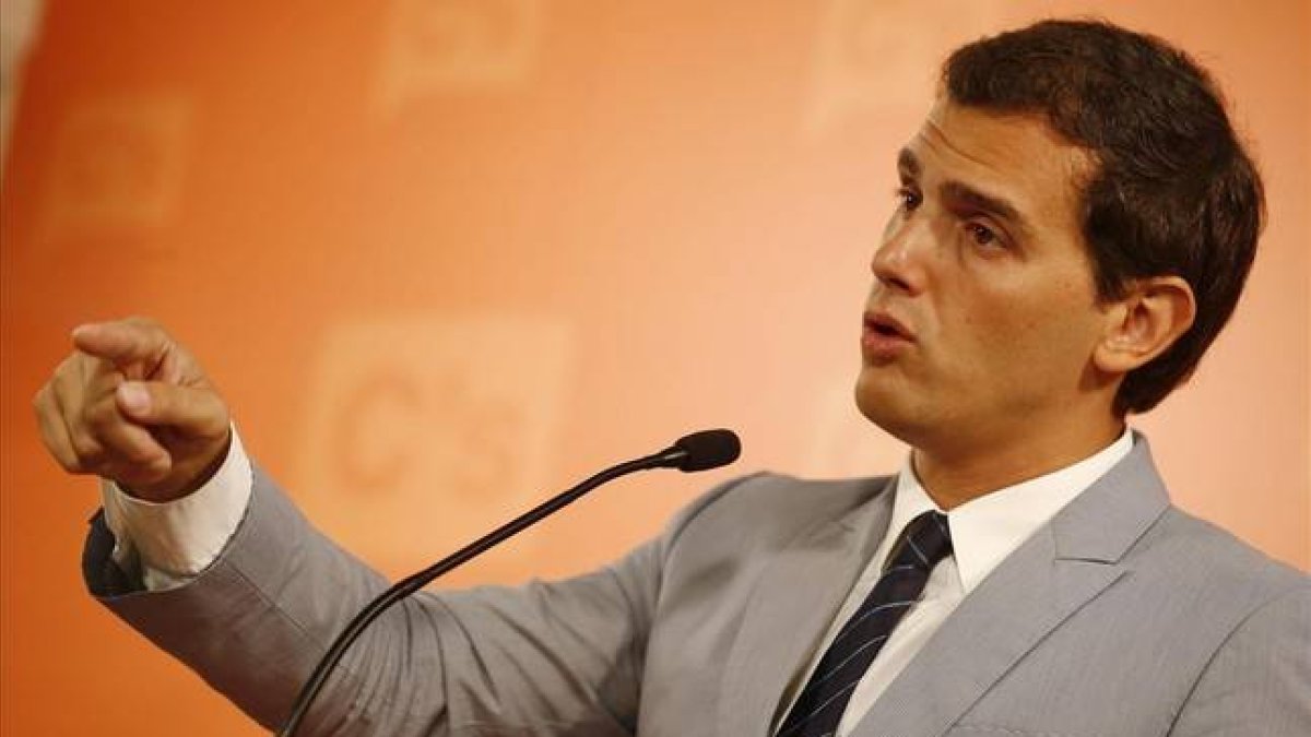 Albert Rivera, líder de Ciudadanos y candidato a la presidencia de España, en una reciente rueda de prensa.-EFE / ALEJANDRO GARCÍA