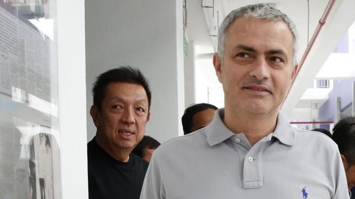 José Mourinho, durante su viaje a Singapur-REUTERS / EDGAR SU