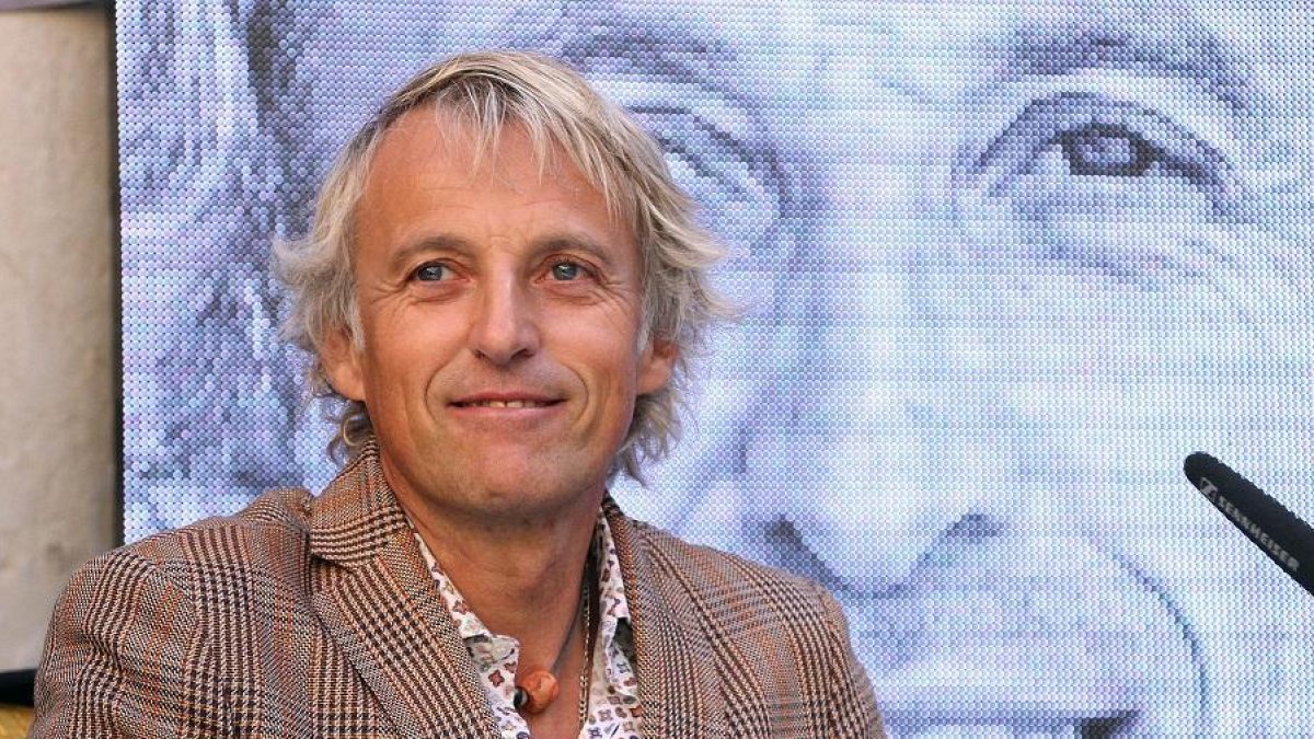 Entrega de la medalla de oro de la provincia de León a Jesús Calleja-ICAL