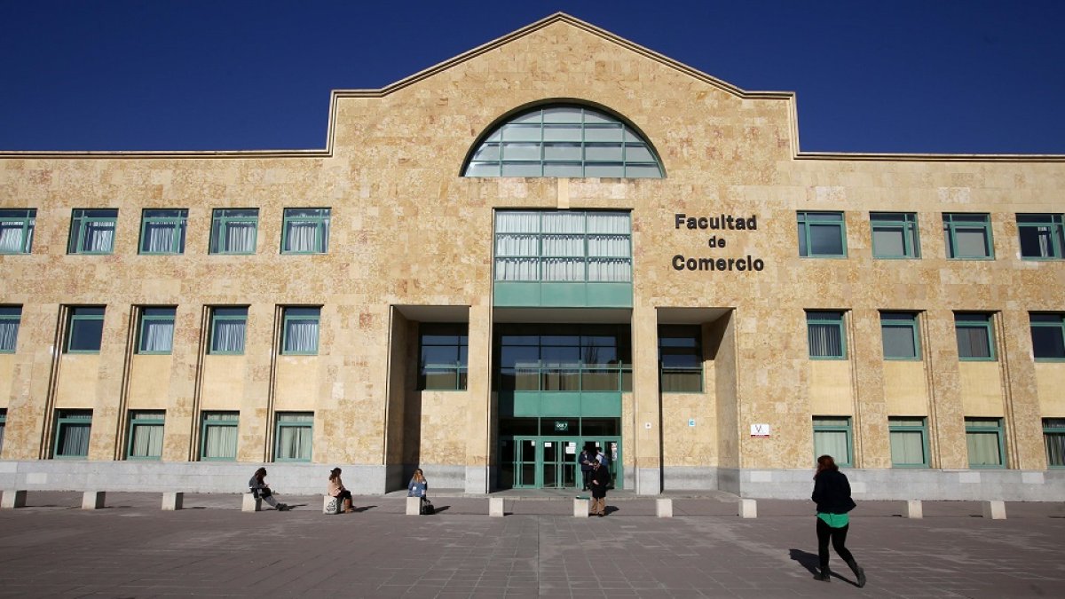 Facultad de Comercio de la Universidad de Valladolid. - ICAL