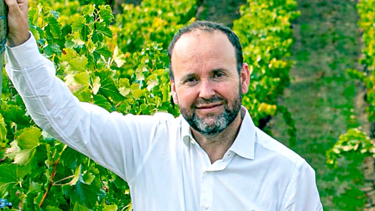 César Muñoz. E. M.
