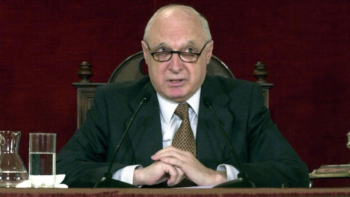 José Pedro Pérez-Llorca,-