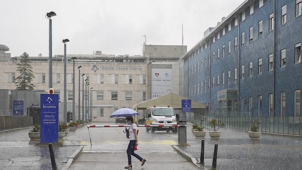 Hospital Campo Grande de Grupo Recoletas, en la plaza de Colón de Valladolid, donde ocurrieron los hechos. J.M. LOSTAU
