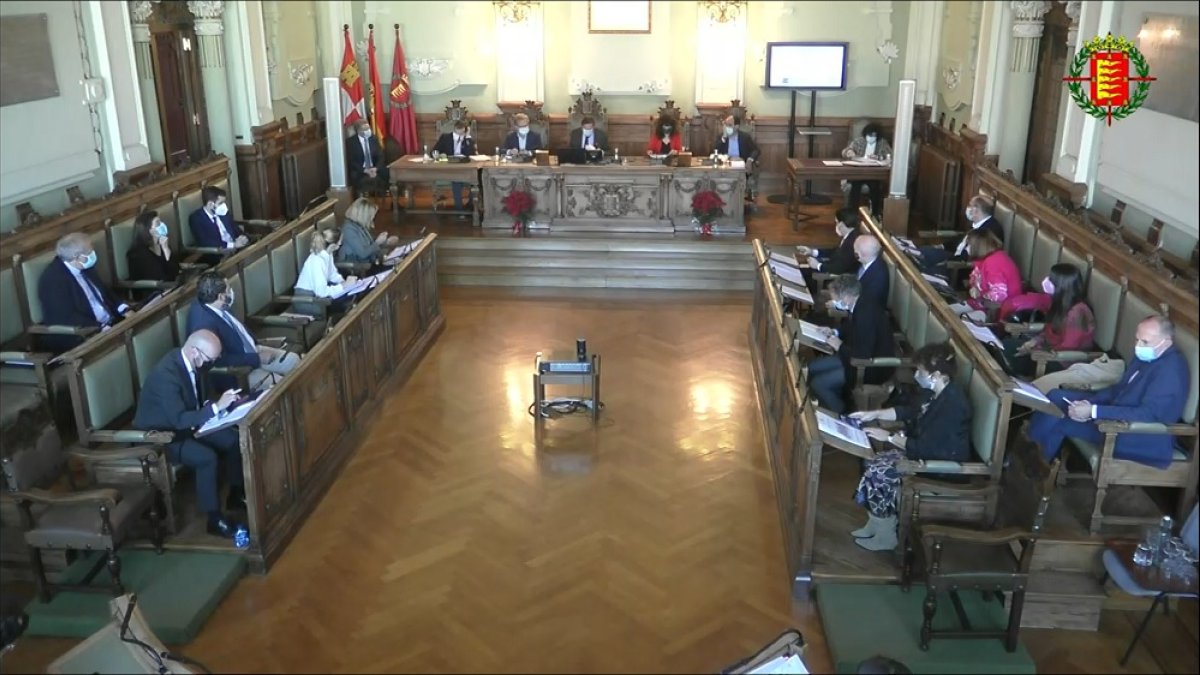 Pleno municipal de Valladolid. E. M.