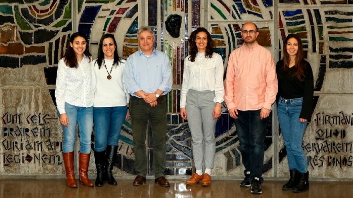 Investigadores participantes en el proyecto en las instalaciones de la Universidad de León. / E. M