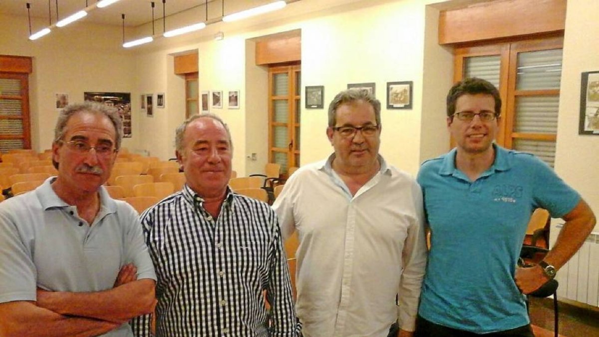 Jesús Cuadrado (CI), José Luis Posac (Toma La Palabra) Javier Herrera (PSOE) y Javier Puerto (Ciudadanos).-E.M.