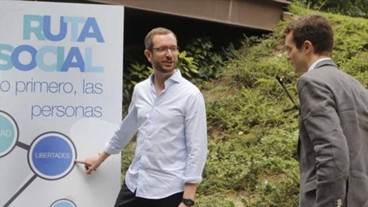 Javier Maroto, el pasado julio, durante la presentación de la agenda social del PP.-