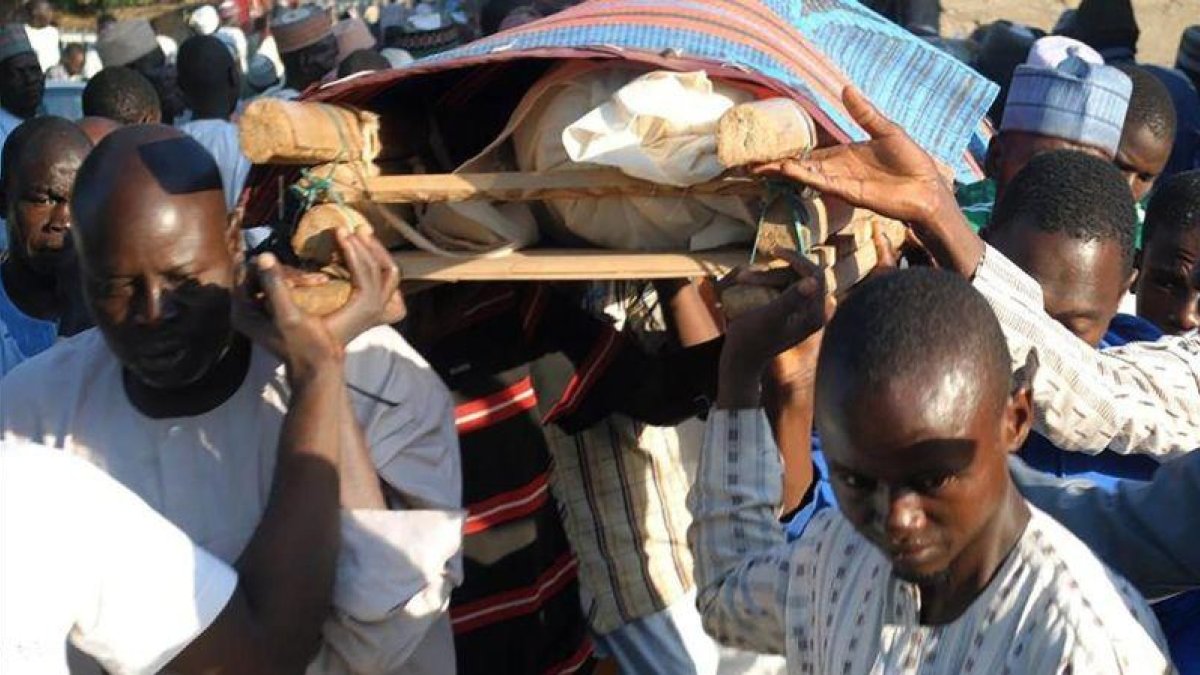 Víctimas de un atentado de Boko Haram en Nigeria el 16 de noviembre del 2017.-AFP