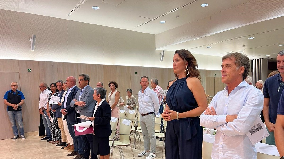 Homenaje a Federico Martín Bahamontes en el Centro Hospitalario Benito Menni. -E.M.