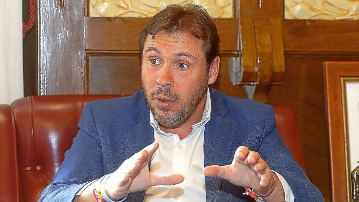 El portavoz del PSOE, Óscar Puente.-J.M. LOSTAU