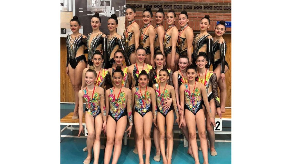 Equipos CD La Victoria Valladolid en el Torneo Nacional de Madrid. / EL MUNDO