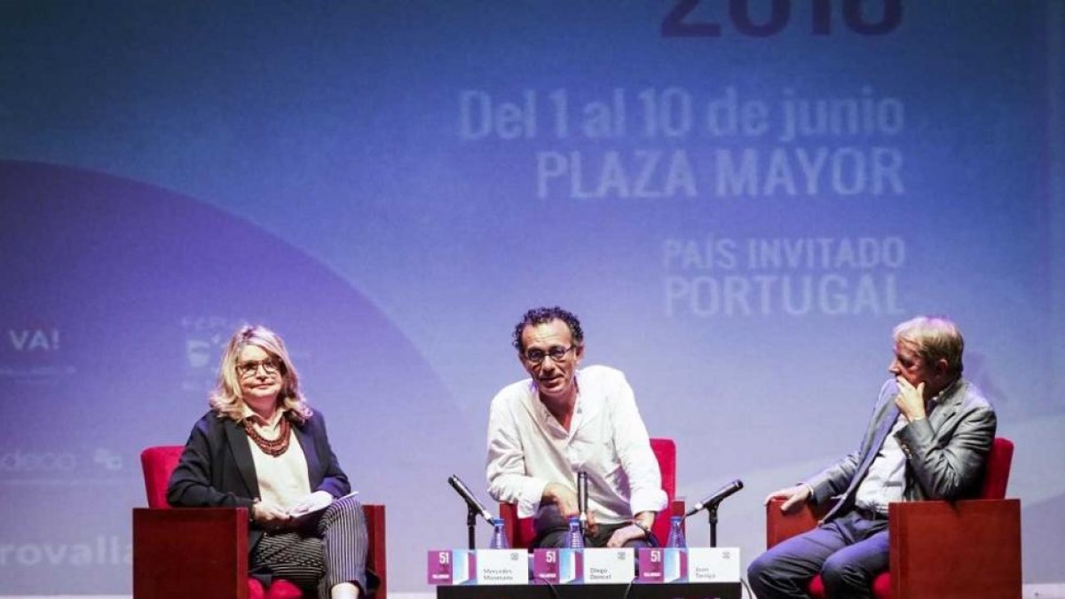 Mercedes Monmany, Diego Doncel y Joan Tarrida en el teatroZorrilla.-F.L.V.