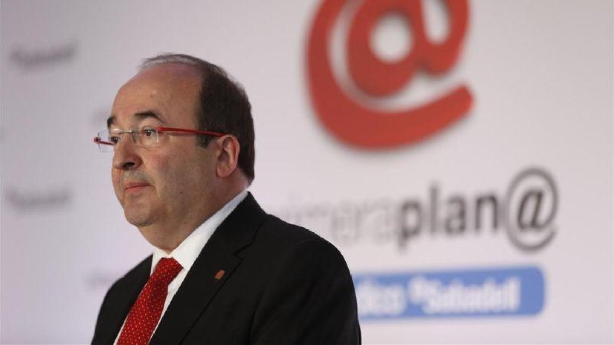 Miquel Iceta durante su intervención en los desayunos de Primera Plan@.-ALBERT BERTRAN