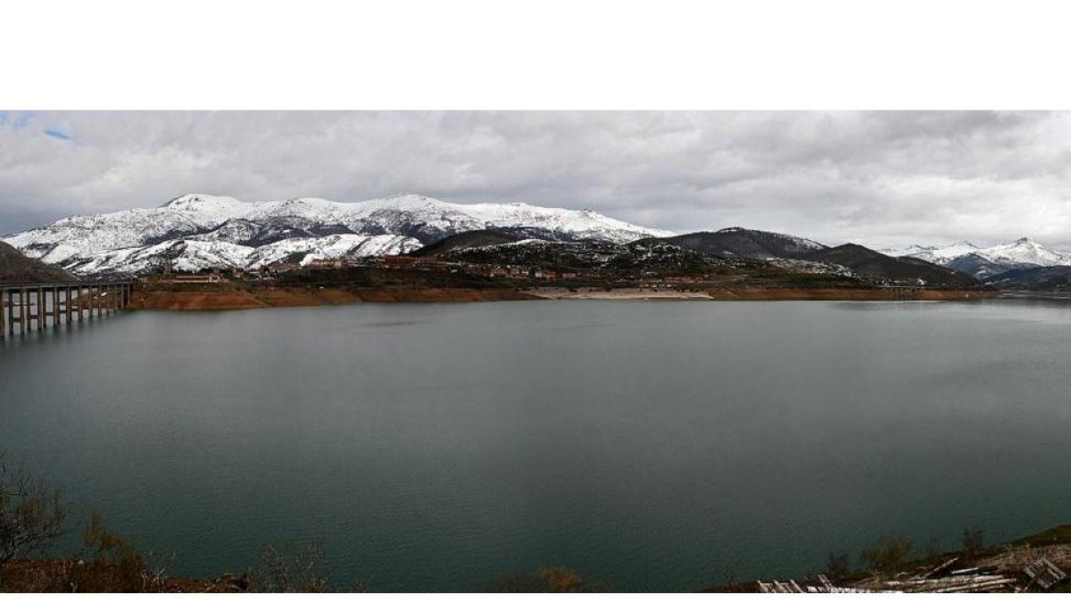 Embalse de Riaño en León.-ICAL