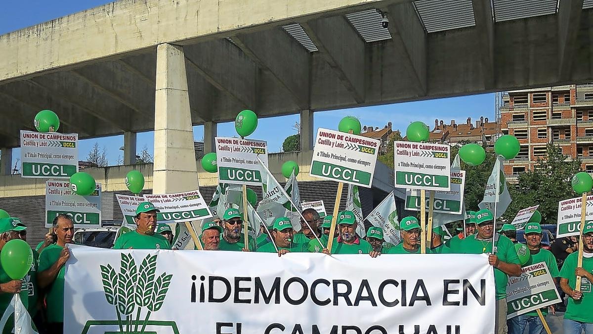 UCCL reclama