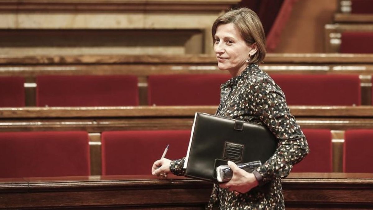 La presidenta del Parlament, Carme Forcadell.-JULIO CARBÓ