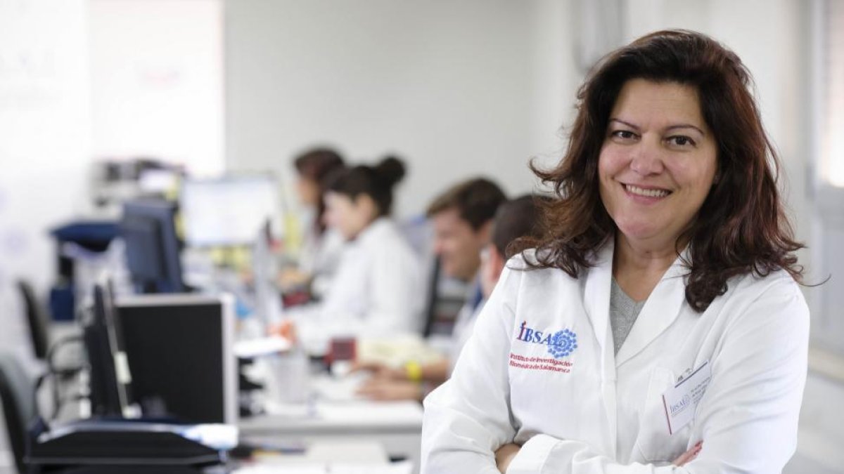 María del Mar Vázquez de Parga en las instalaciones del Instituto de Investigación Biomédica de Salamanca.-ENRIQUE CARRASCAL