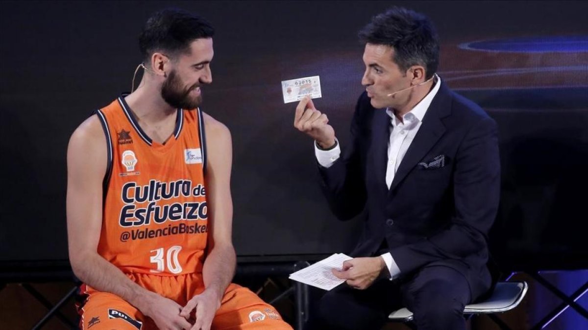 El valencianista Joan Sastre, en la presentación de la Liga en Madrid-JOSE LUIS ROCA