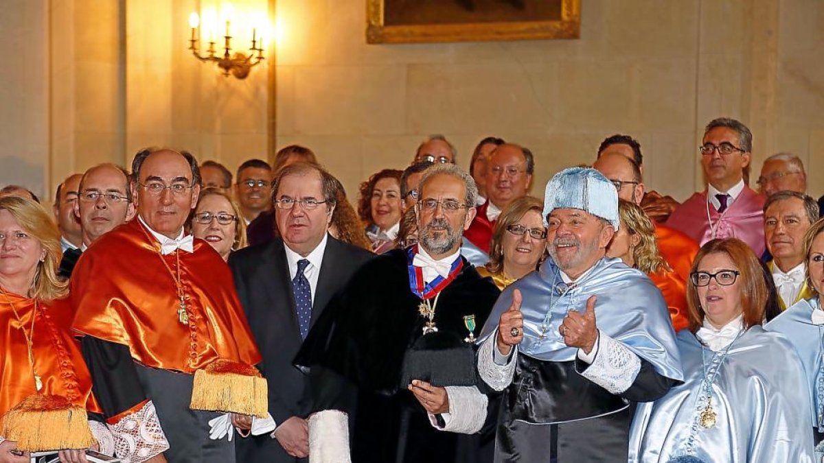 Daniel Hernández Ruipérez y Lula Da Silva, en abril de 2014 cuando recibió el Honoris Causa.-ICAL