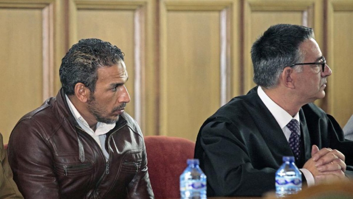 Driss Faseh se mostró especialmente frío durante todas las sesiones del juicio con Jurado Popular celebrado en la Audiencia Provincial.-MARIO TEJEDOR