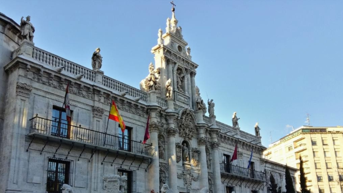 Facultad de derecho de la Universidad de Valladolid.- E.M.