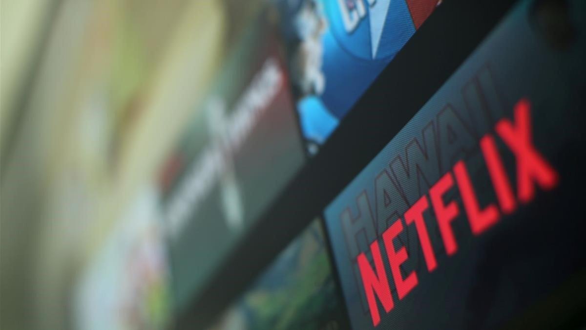 Netflix-MIKE BLAKE