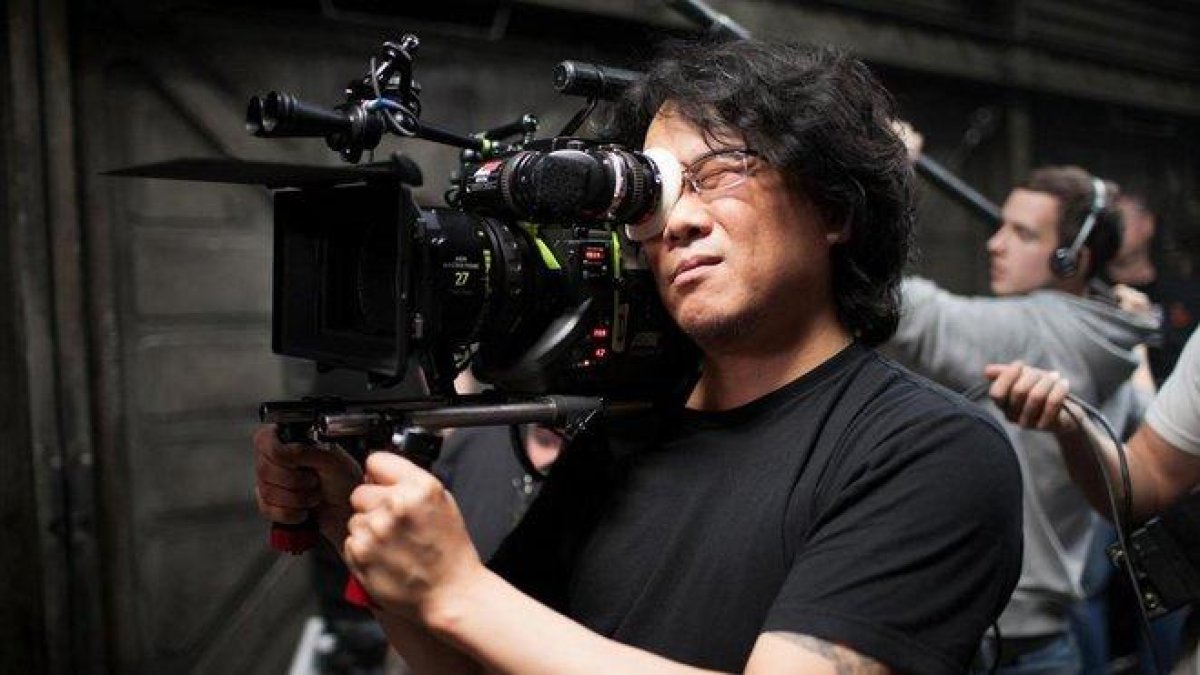 Bong Joon-ho, durante el rodaje de ’Parásitos’.-