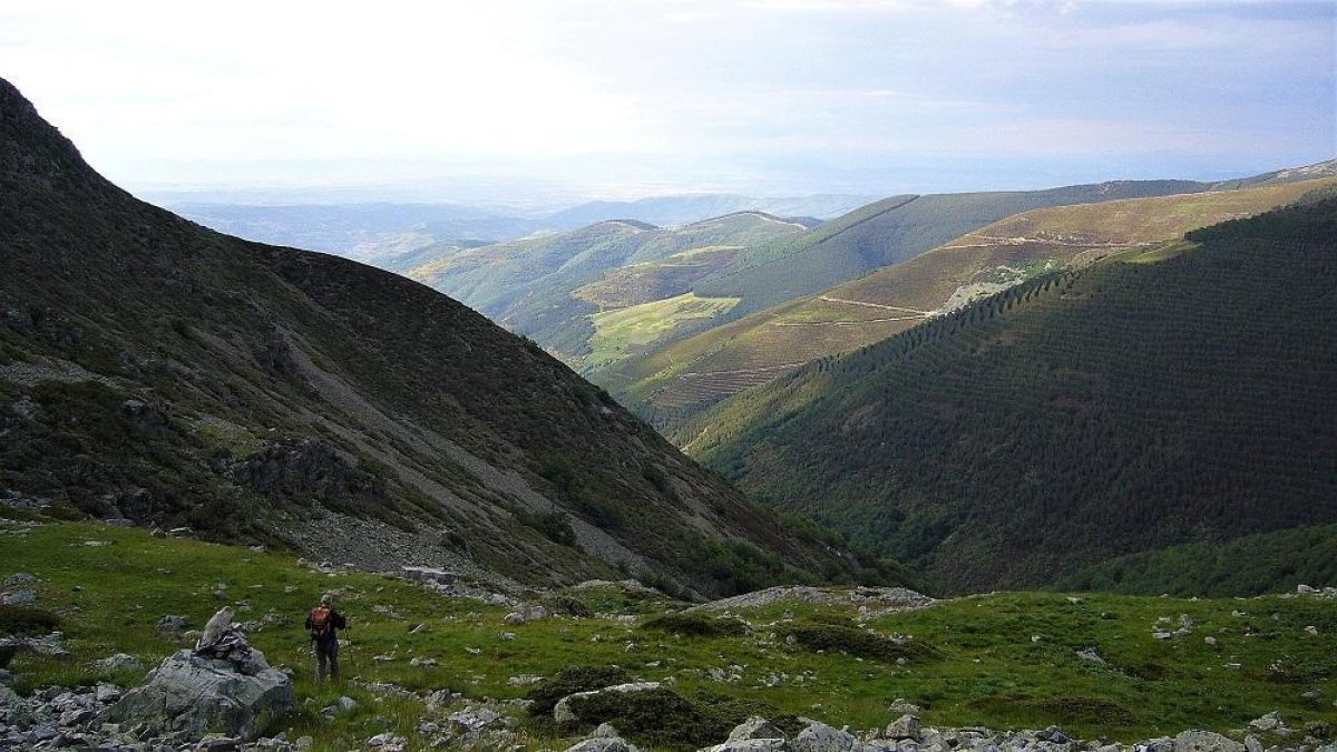 Impresionantes vistas desde la cumbre.-N.S.