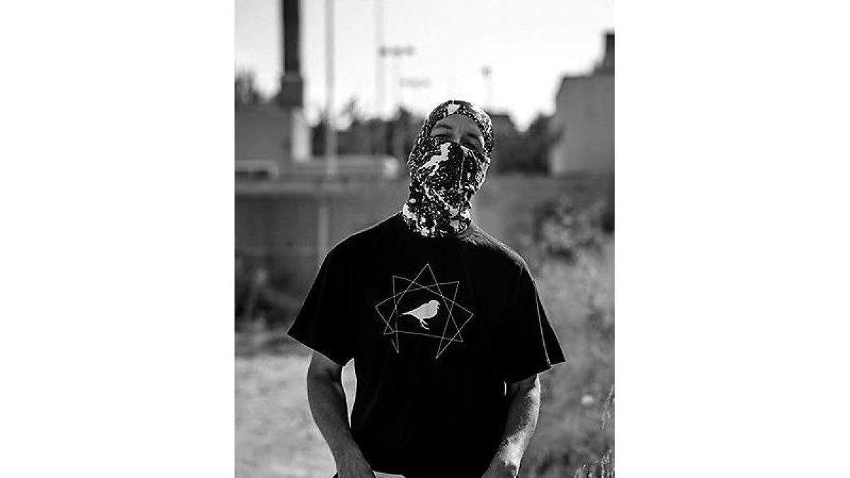 Erik Urano.-J. C. QUINDÓS