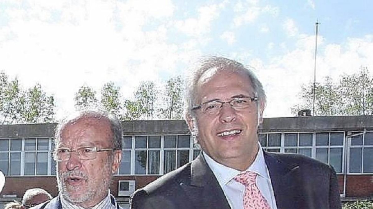 León de la Riva y Martínez Bermejo.-Ical