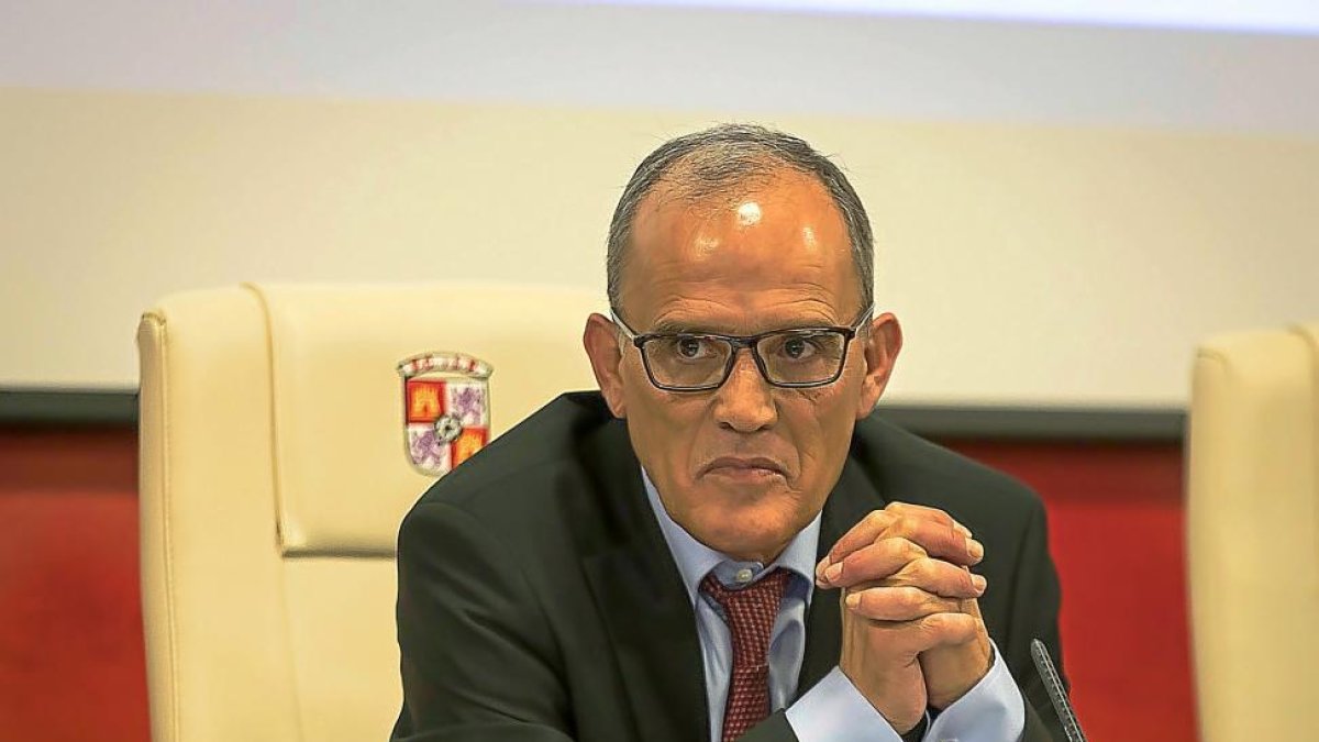 Marcelino Maté durante la pasada asamblea regional.-M.A.SANTOS